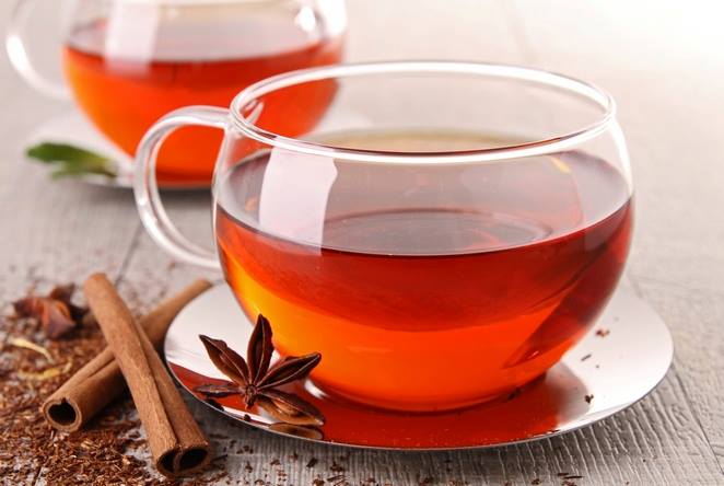 Jaki wpływ ma herbata na organizm?
